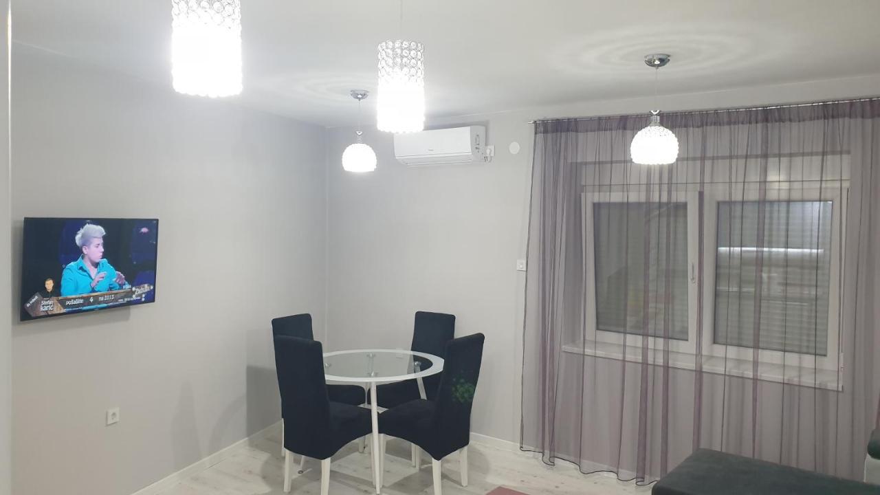 Apartman Sweet Dreams 3 Nisz Zewnętrze zdjęcie