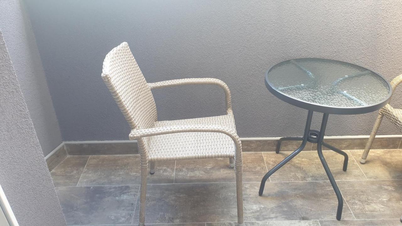 Apartman Sweet Dreams 3 Nisz Zewnętrze zdjęcie