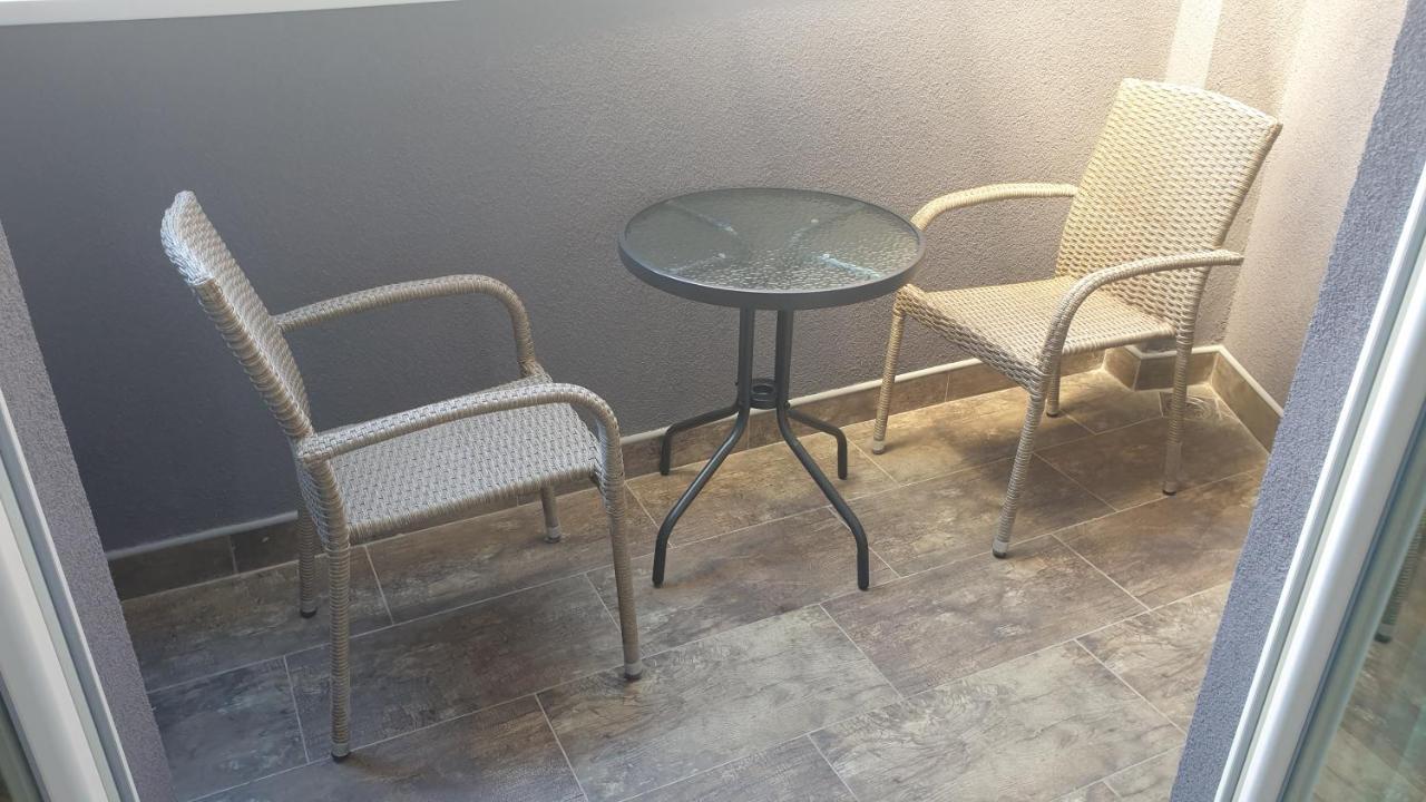 Apartman Sweet Dreams 3 Nisz Zewnętrze zdjęcie